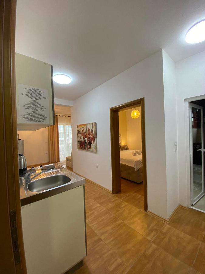 Apartmens Xhenis Lux Ulcinj Exterior photo
